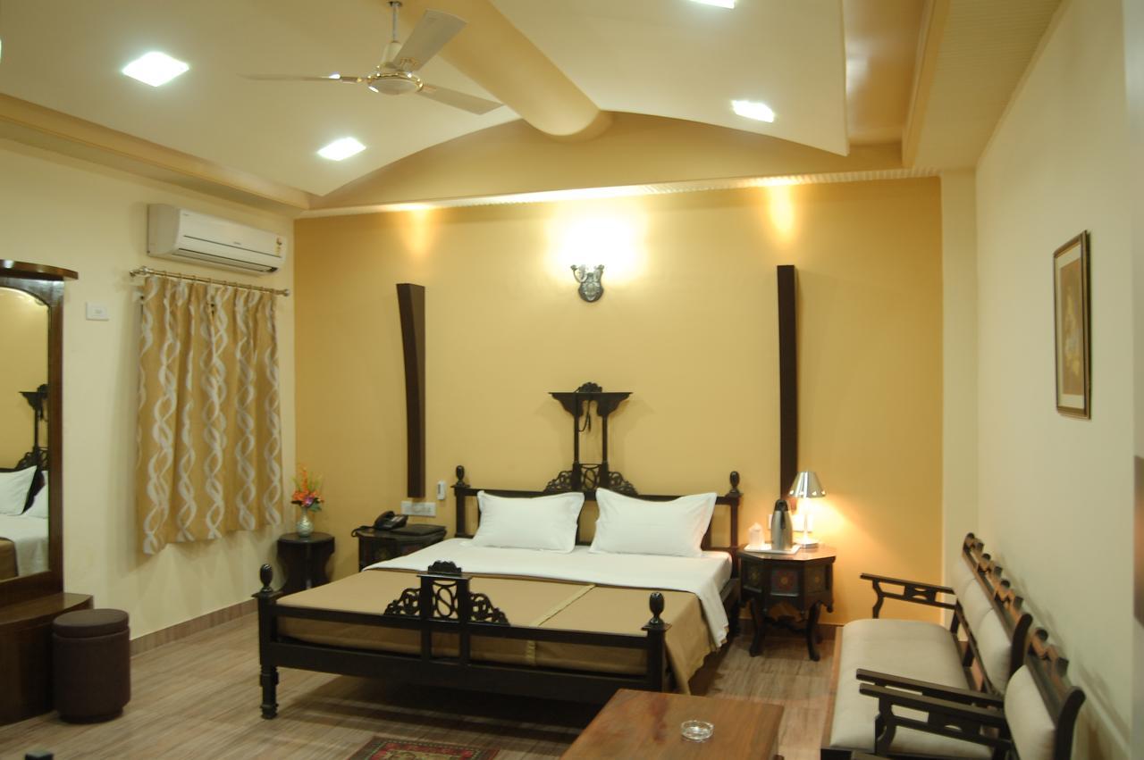 Hotel Raj Mahal Μπικάνερ Εξωτερικό φωτογραφία